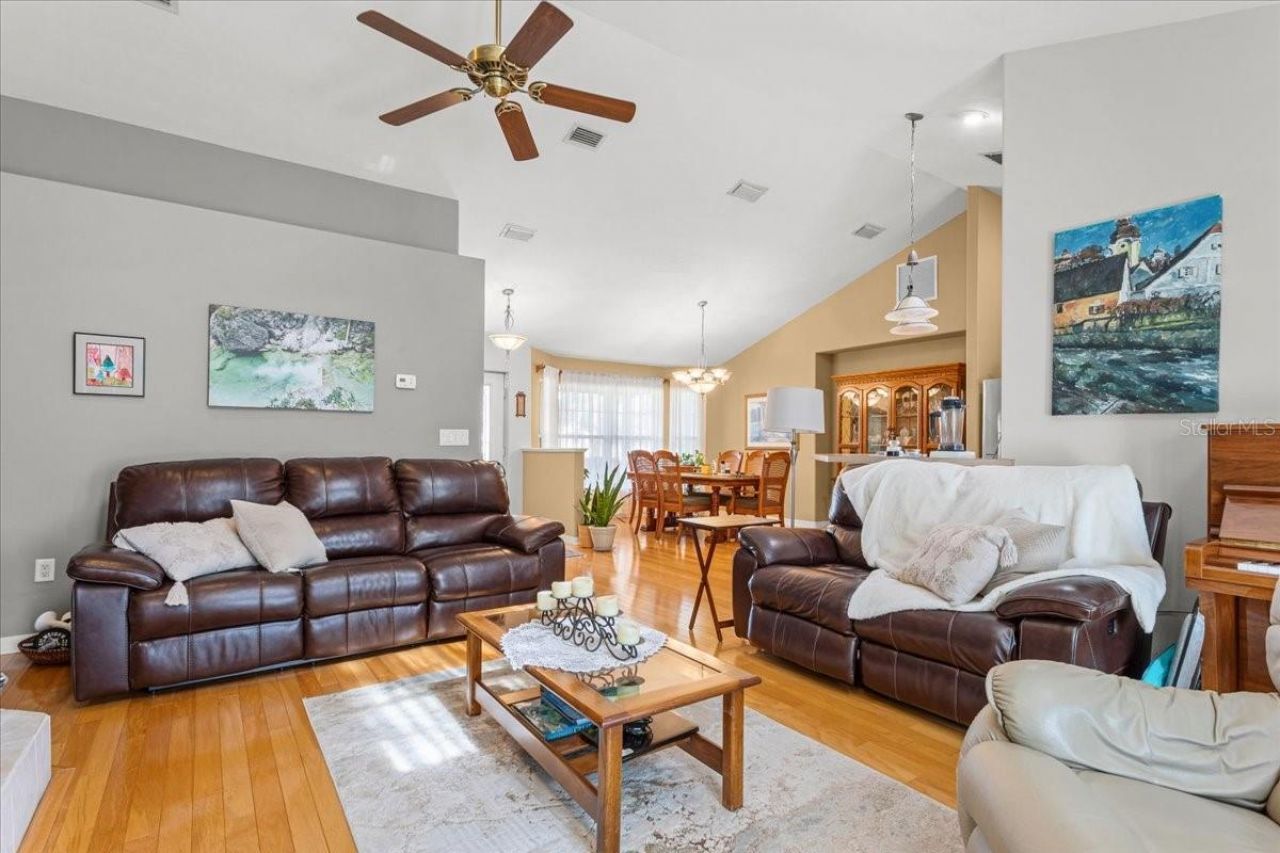 422 SW Magnolia Lane, Fort White, FL 32038 Photo