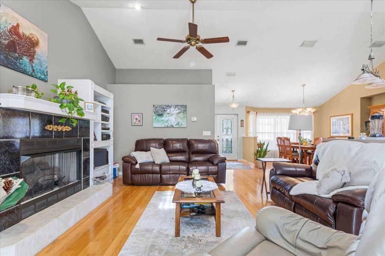 422 SW Magnolia Lane, Fort White, FL 32038 Photo