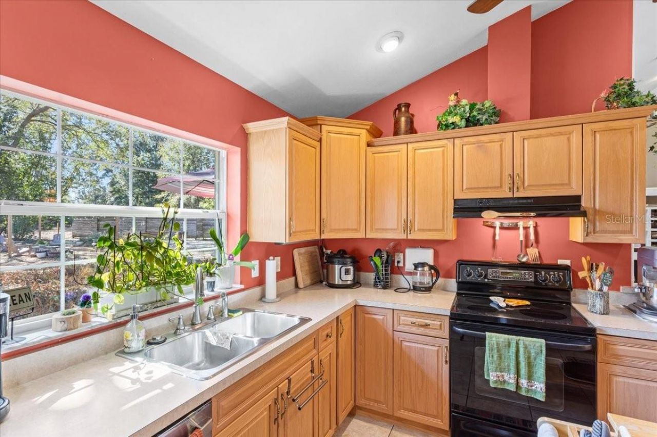 422 SW Magnolia Lane, Fort White, FL 32038 Photo