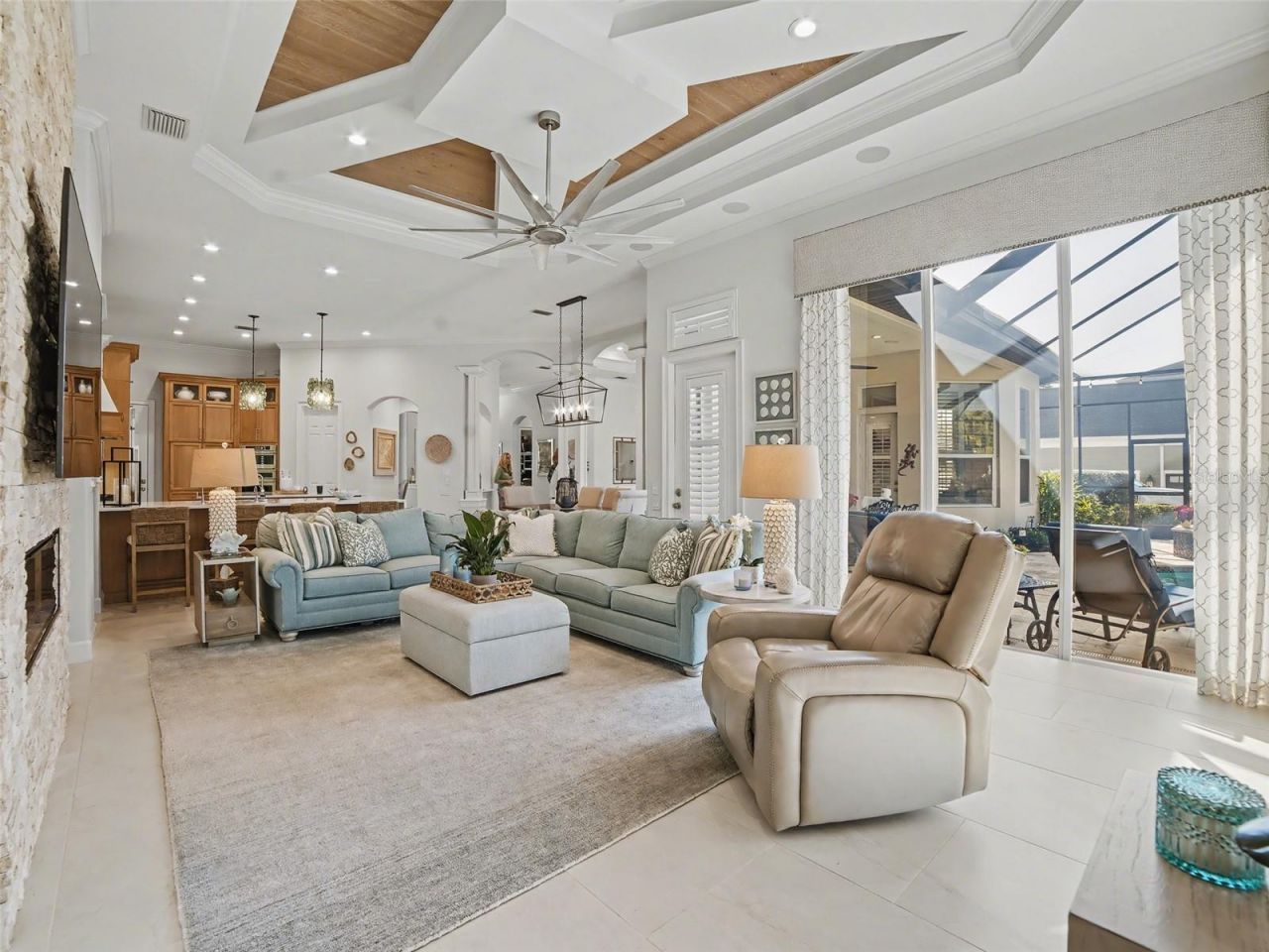 8921 Eagle Watch Drive, Riverview, FL 33578 Photo