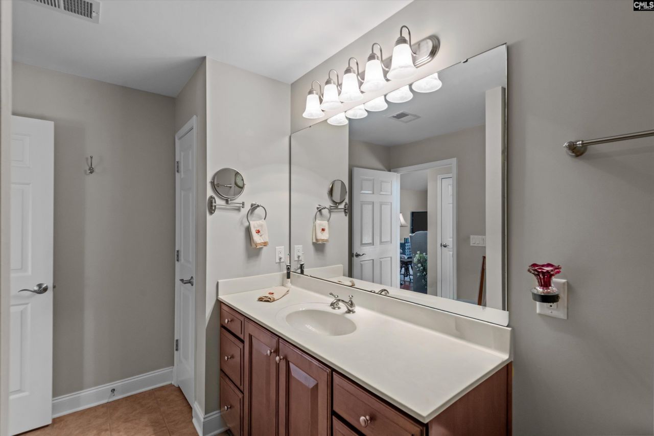 1802 Laryn Lane Photo 27