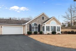 1802 Laryn Lane photo 4