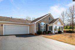 1802 Laryn Lane photo 4