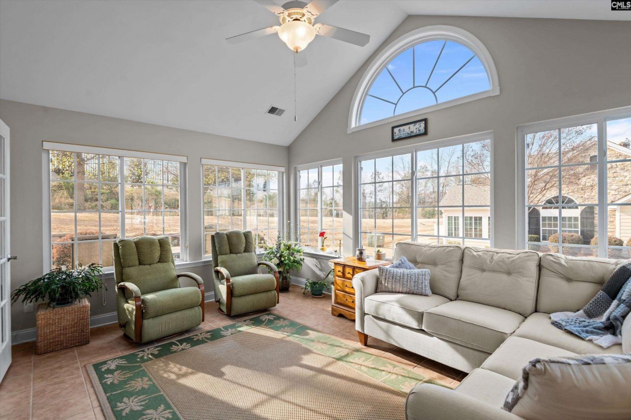 1802 Laryn Lane Photo 6