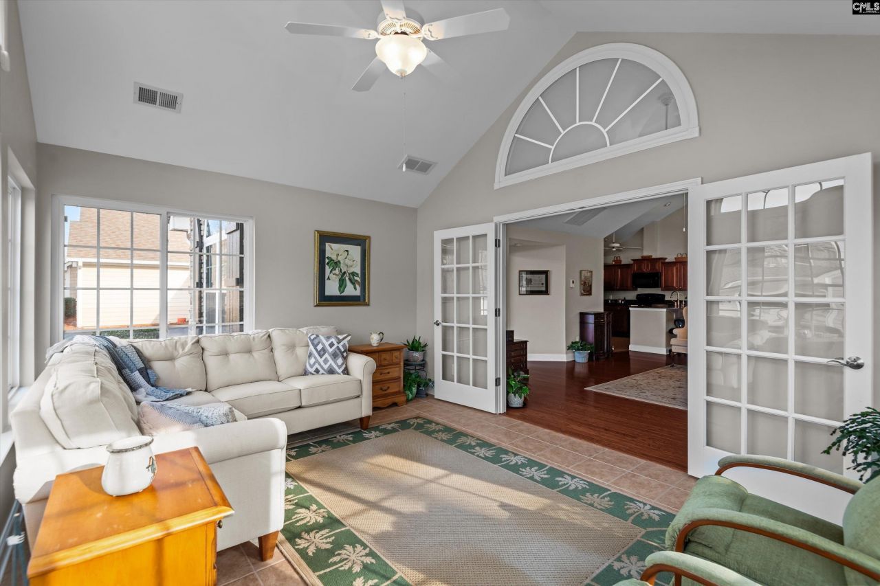 1802 Laryn Lane Photo 7