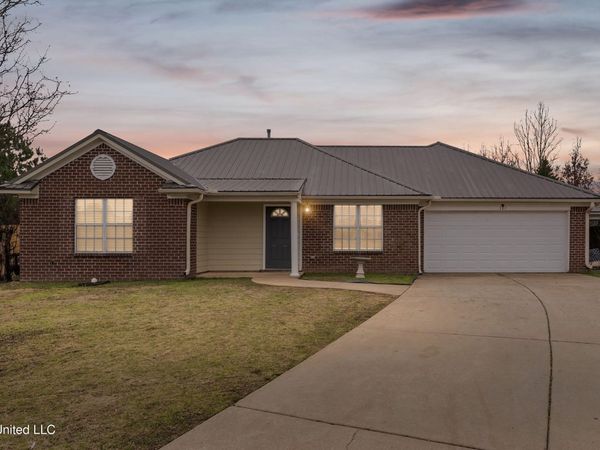 121 Aspen Cove, Senatobia, MS 38668