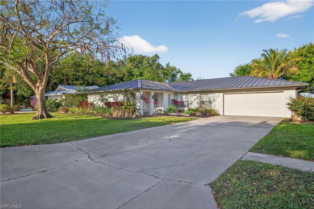 5336 Chippendale Cir W, Fort Myers, FL 33919 Photo