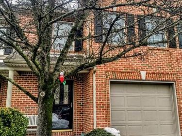 2208 GLEIM COURT, ENOLA, PA 17025