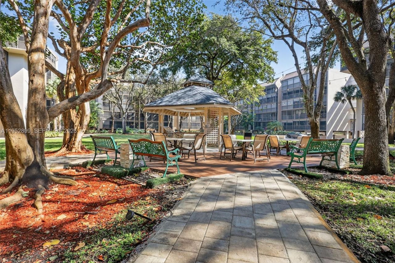 2810 N 46th Ave, Unit F463, Hollywood, FL 33021 Photo