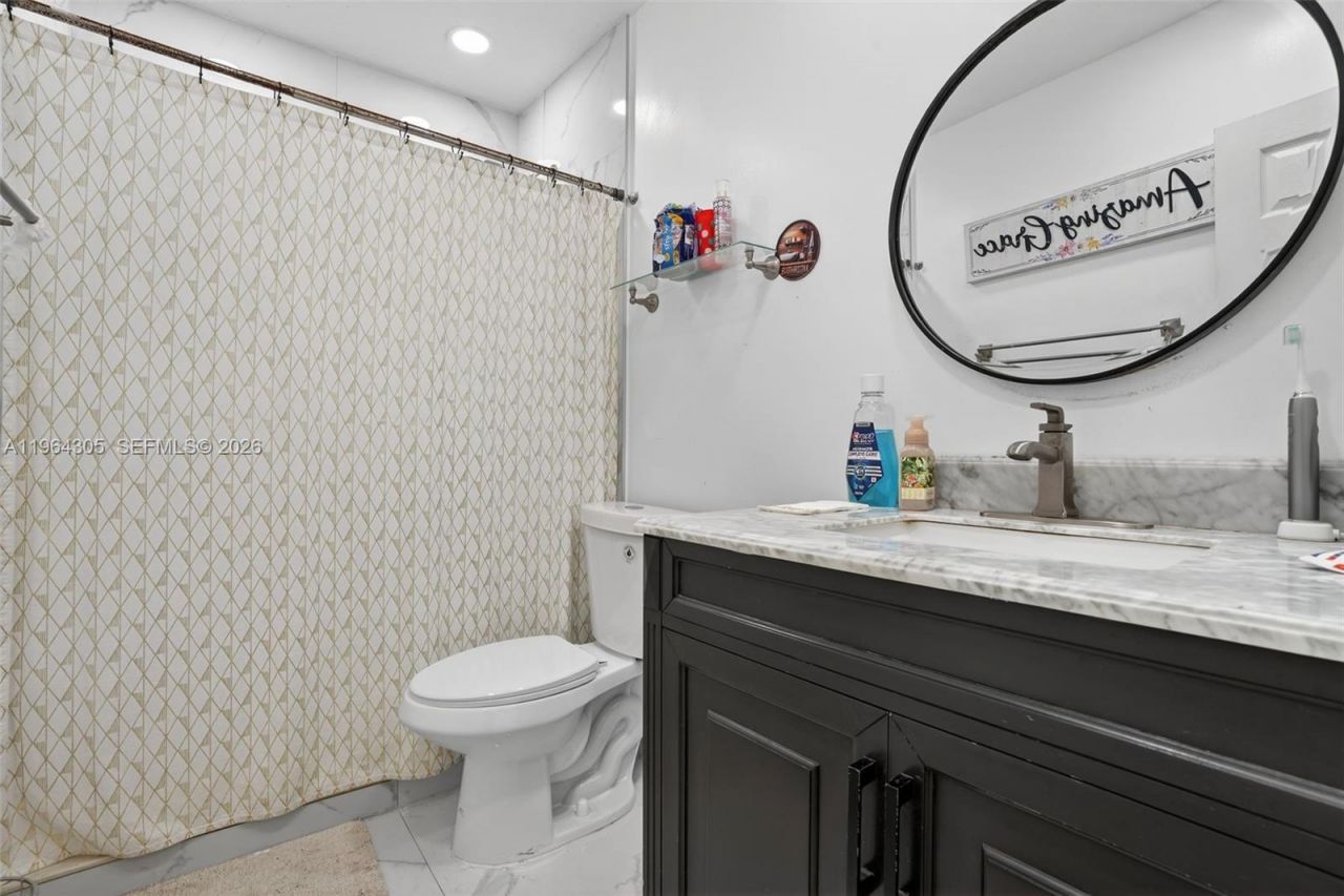 1110 NE 204th Ter, Miami, FL 33179 Photo