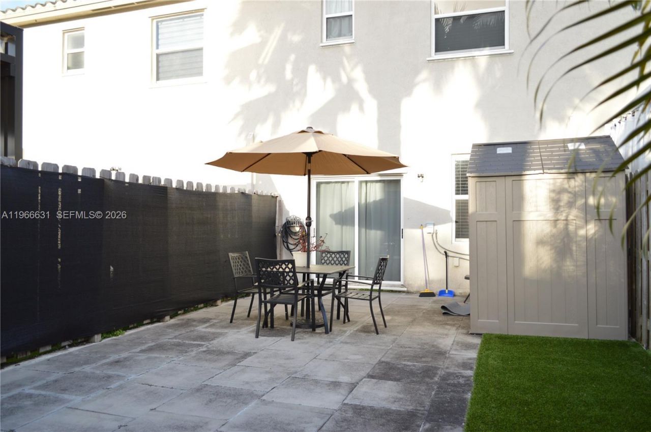 1522 SE 26th Ter, Homestead, FL 33035 Photo