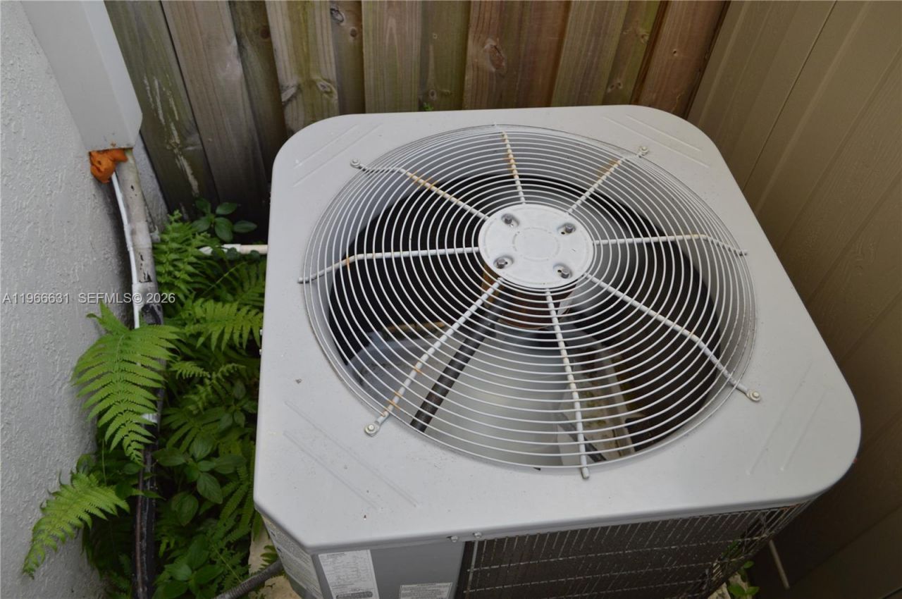 1522 SE 26th Ter, Homestead, FL 33035 Photo