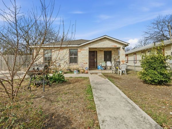 1511 19th, San Antonio, TX 78207