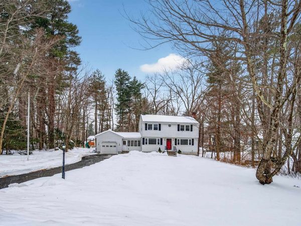 22 Birchwood Drive, Derry, NH 03038