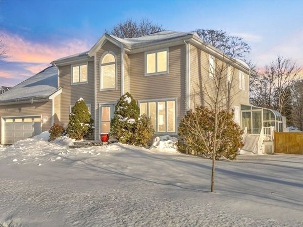 1-A Independence Circle, Beverly, MA 01915