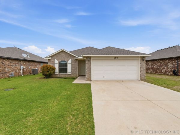 12451 E 129th Street North, Collinsville, OK 74021