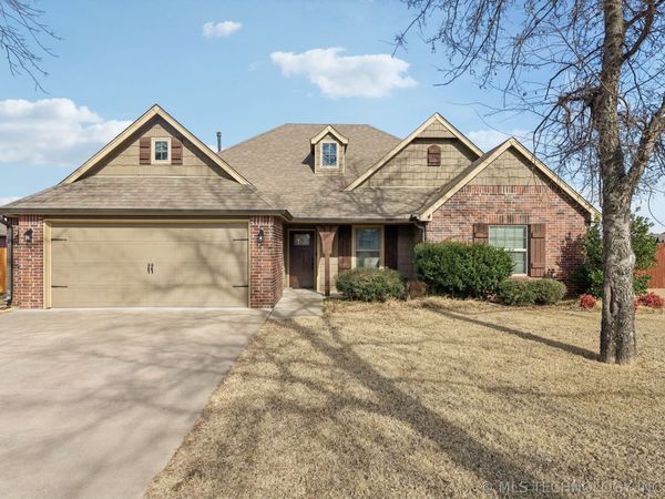12451 E 129th Street North, Collinsville, OK 74021
