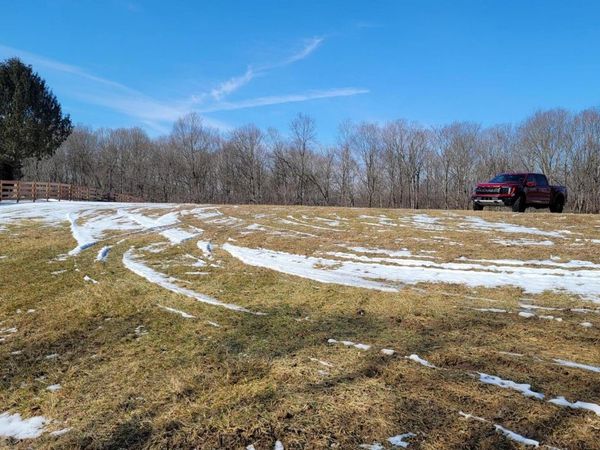 10581 N State Rt 668, Somerset, OH 43783