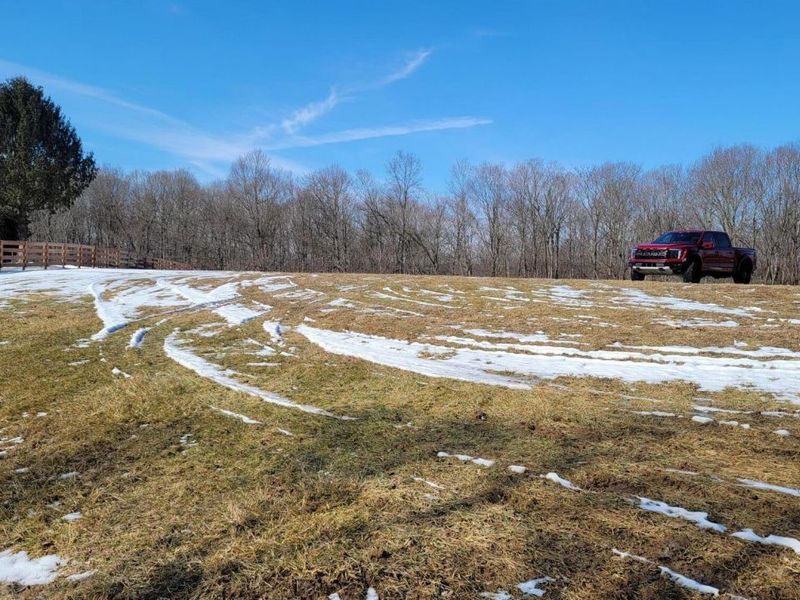 10581 N State Rt 668, Somerset, OH 43783 Photo 1