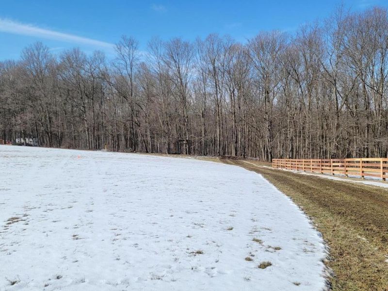 10581 N State Rt 668, Somerset, OH 43783 Photo 4