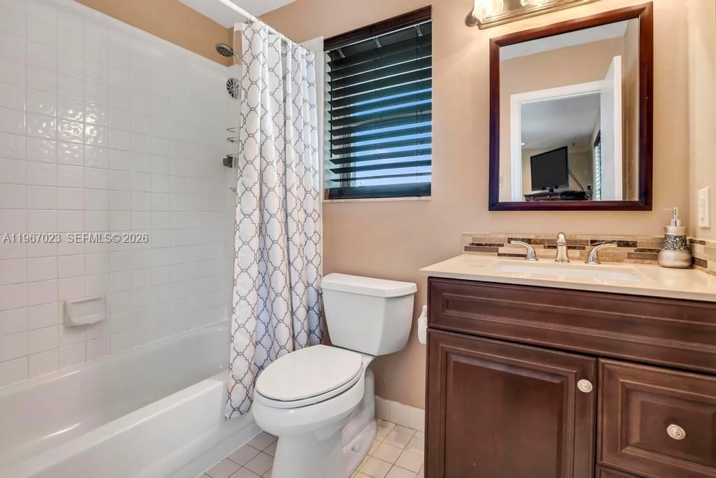 18122 NW 15th Ct, Pembroke Pines, FL 33029 Photo