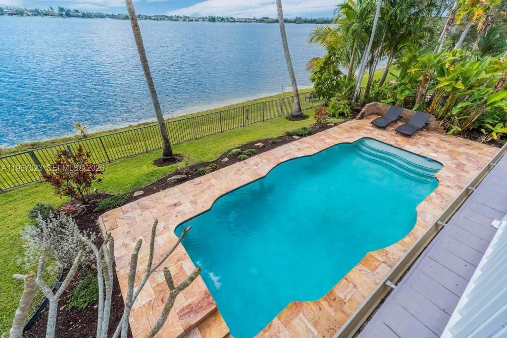 18122 NW 15th Ct, Pembroke Pines, FL 33029 Photo