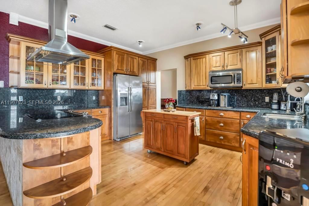 18122 NW 15th Ct, Pembroke Pines, FL 33029 Photo