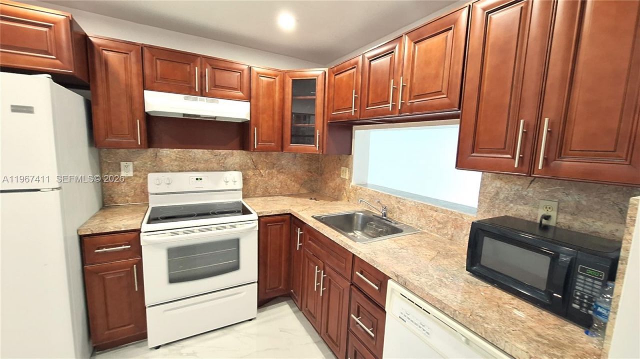 Please Call For Address, Unit 214, Miami, FL 33176 Photo