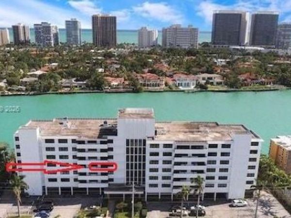 10101 E Bay Harbor Dr, Unit 401, Bay Harbor Islands, FL 33154