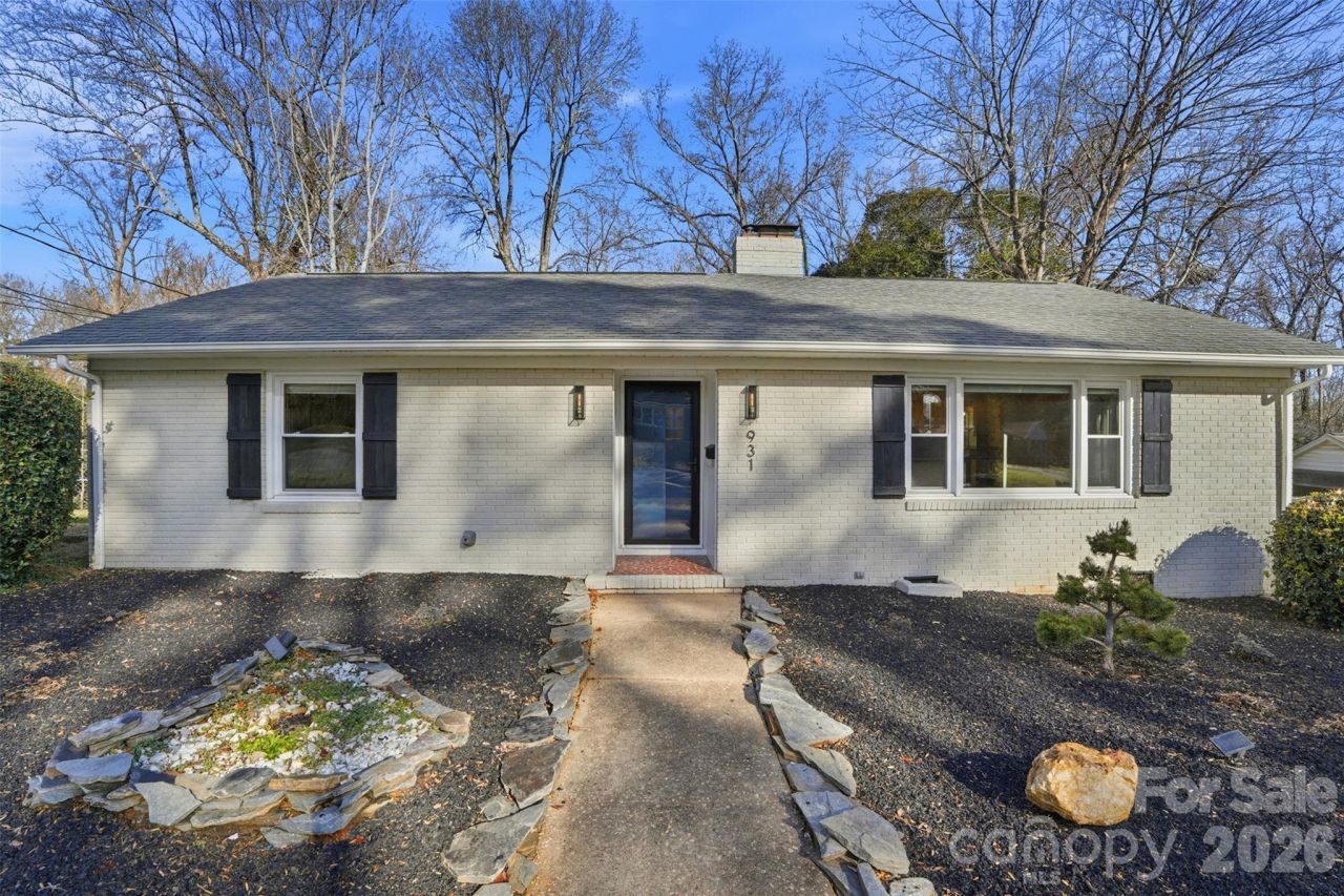 931 Hickory Nut Street, Charlotte, NC 28205 Main Photo