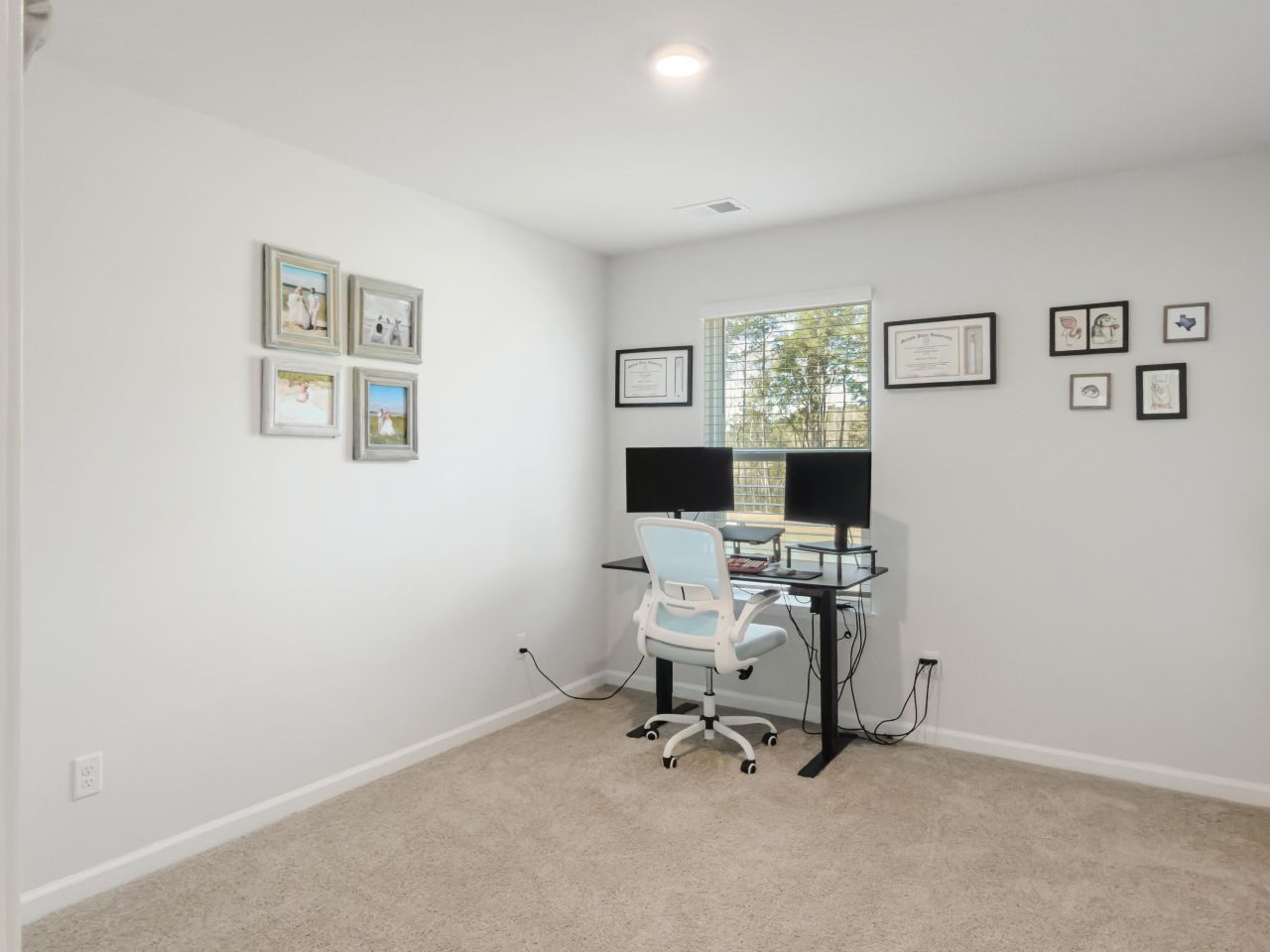 298 Watersglen Drive Photo 19