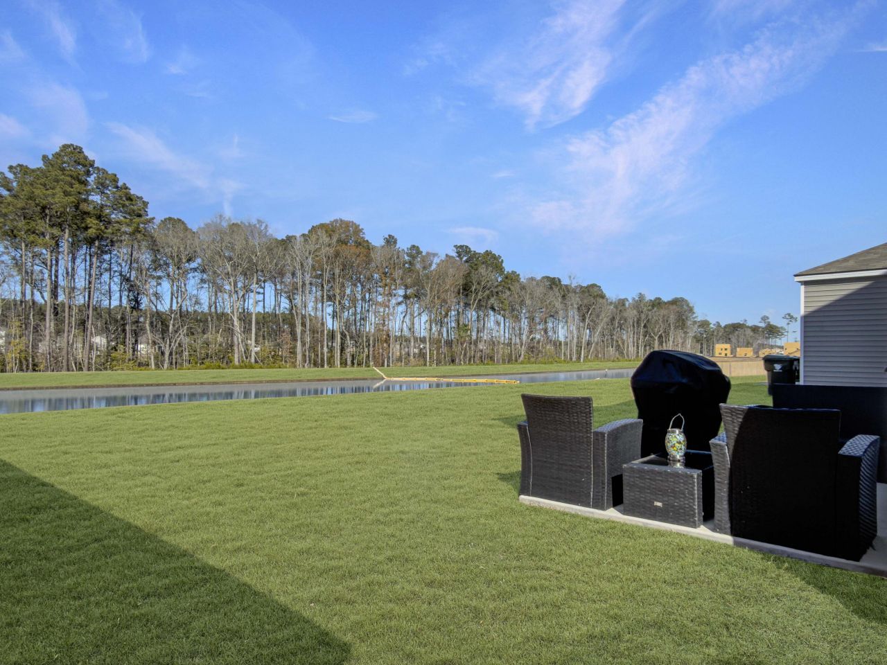 298 Watersglen Drive Photo 22