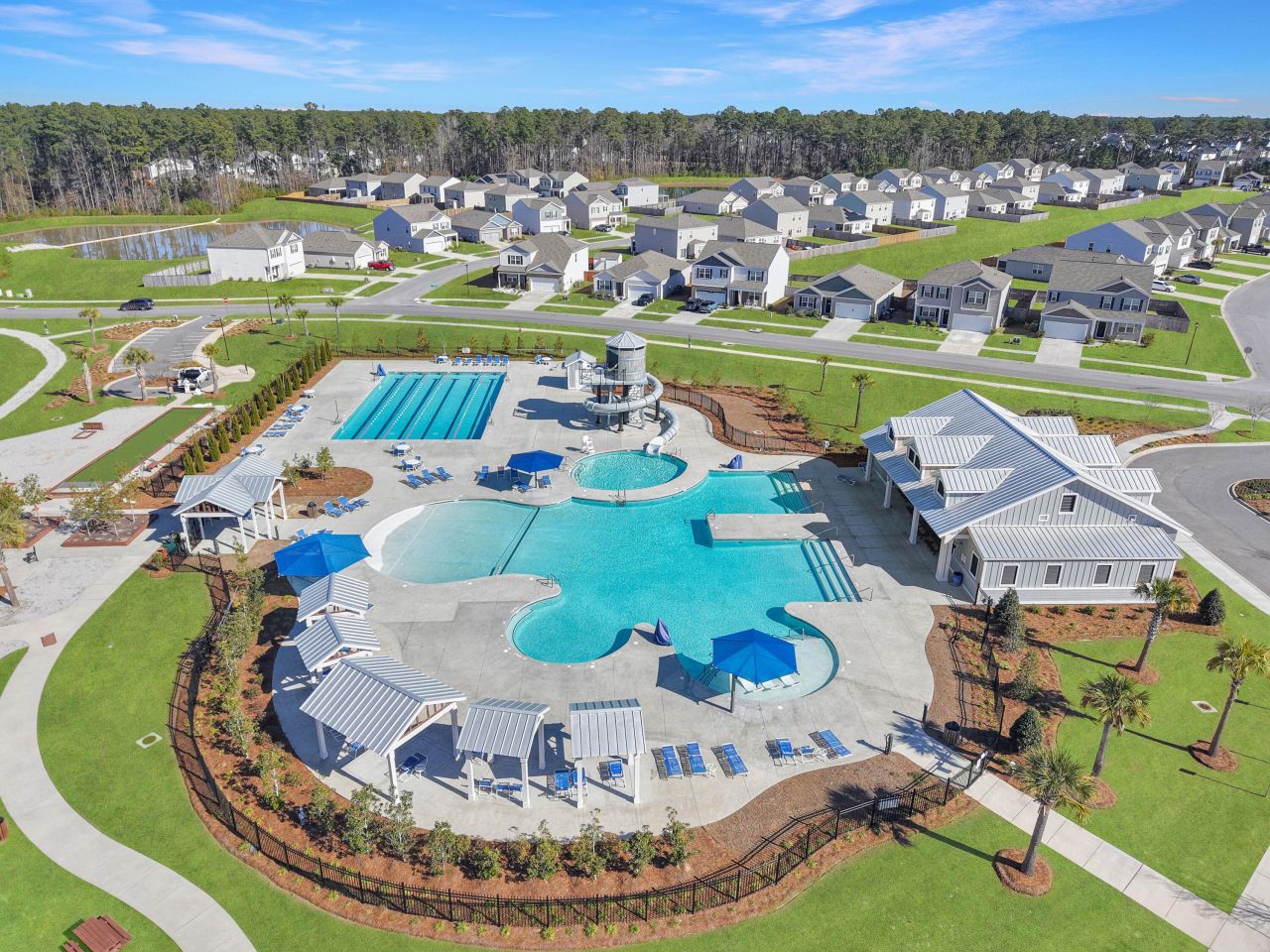 298 Watersglen Drive Photo 24