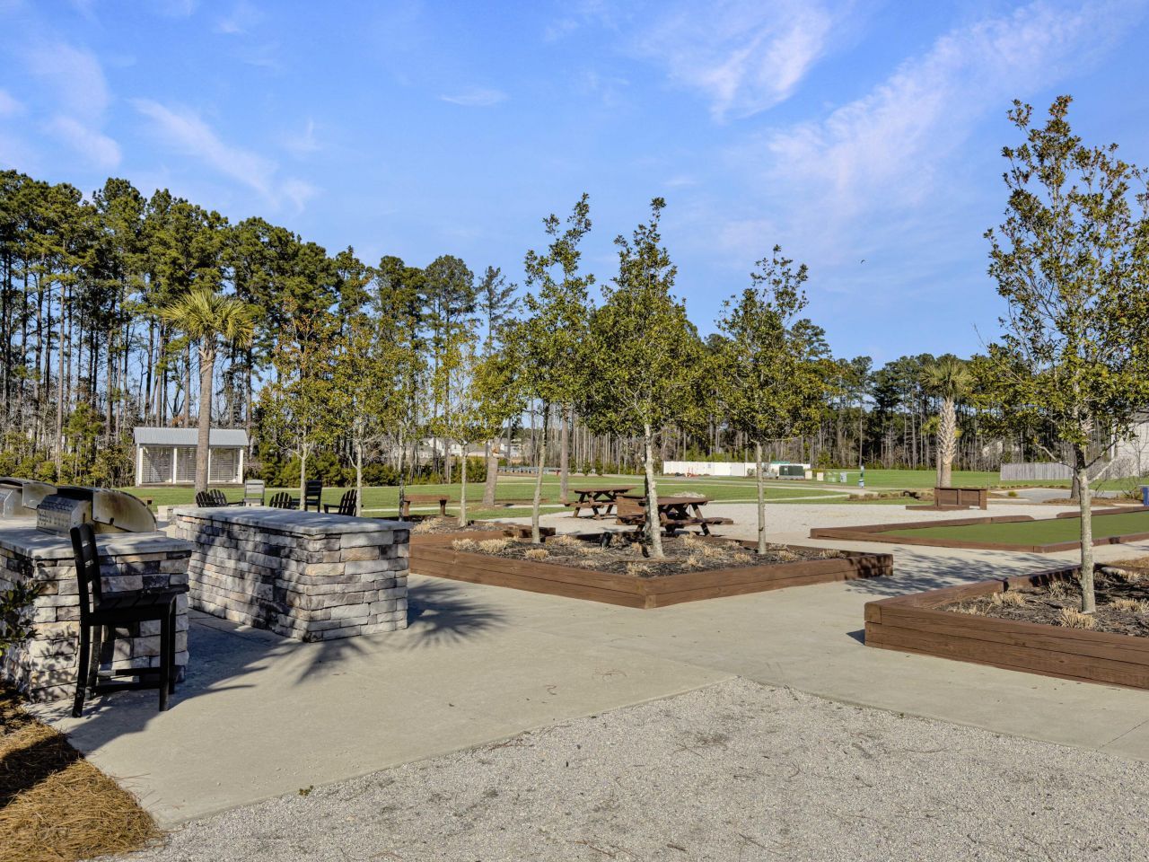 298 Watersglen Drive Photo 31