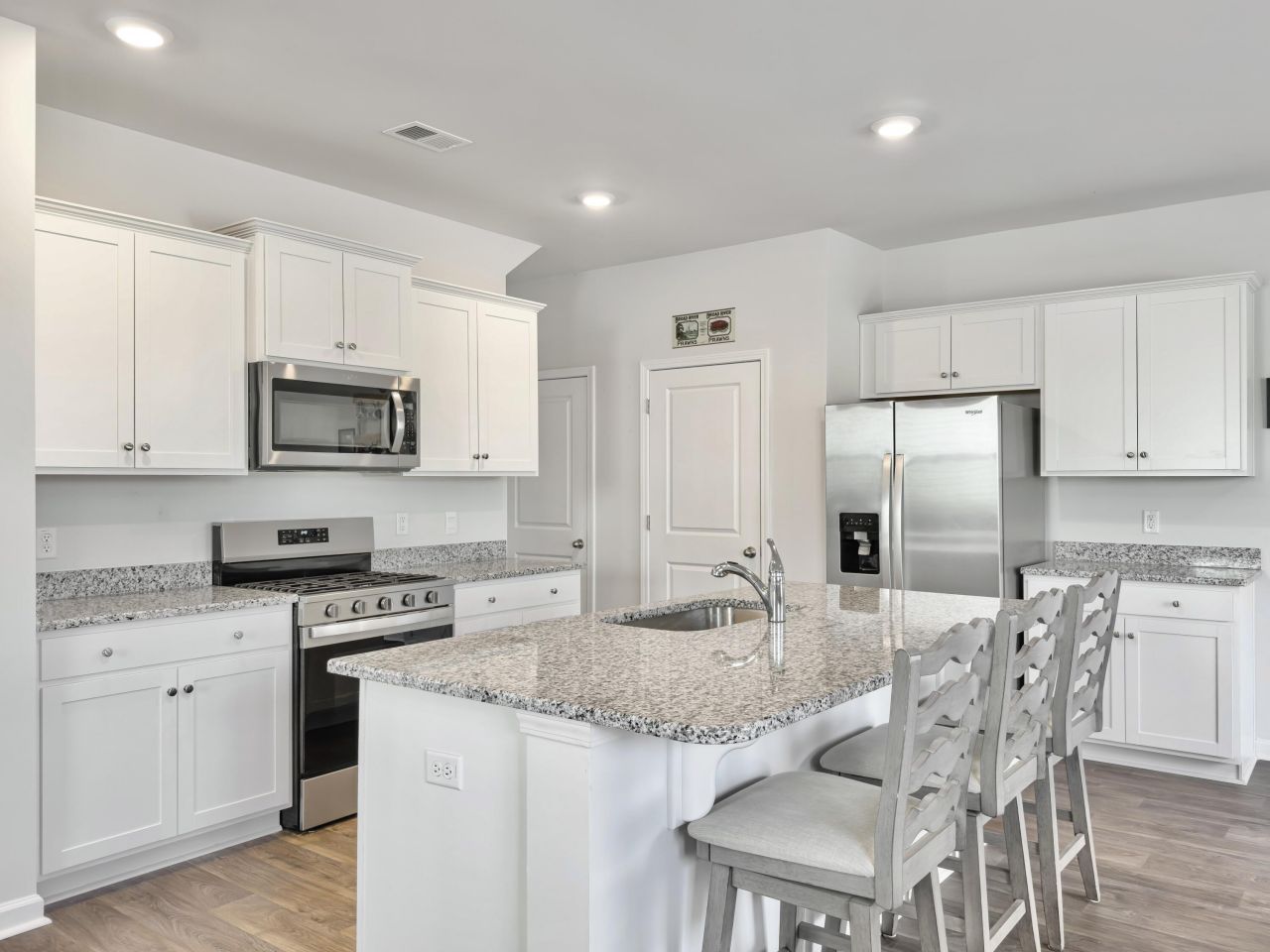 298 Watersglen Drive Photo 8