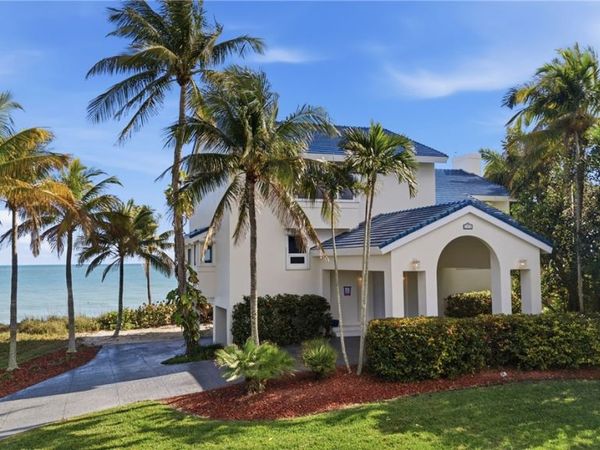 1976 Ocean Ridge Circle, Vero Beach, FL 32963