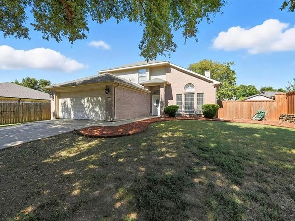 3805 Malibu Sun Drive, Fort Worth, TX 76137