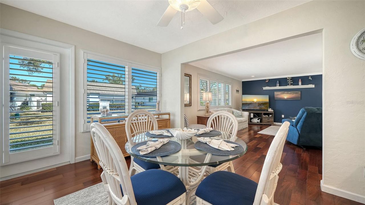 2721 Riverbluff Place, Unit V-50, Sarasota, FL 34231 Photo