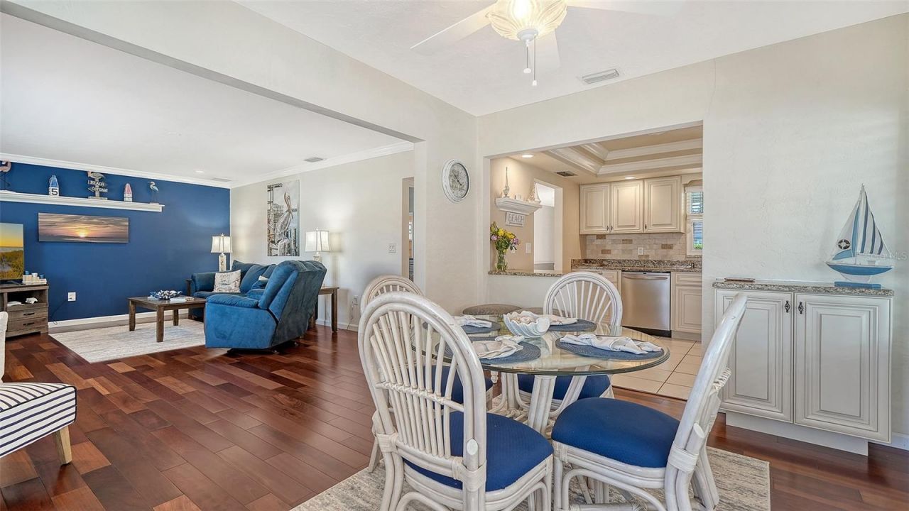 2721 Riverbluff Place, Unit V-50, Sarasota, FL 34231 Photo
