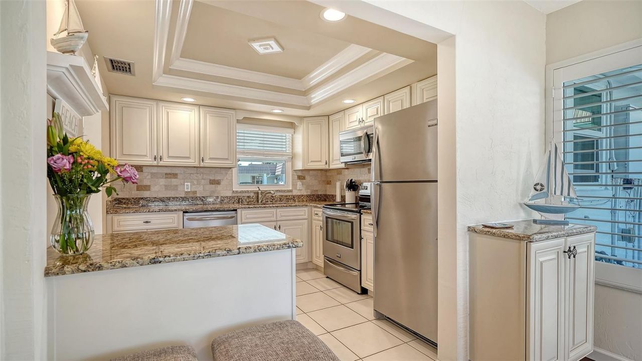 2721 Riverbluff Place, Unit V-50, Sarasota, FL 34231 Photo