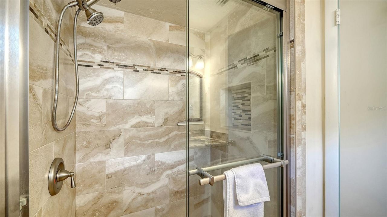 2721 Riverbluff Place, Unit V-50, Sarasota, FL 34231 Photo