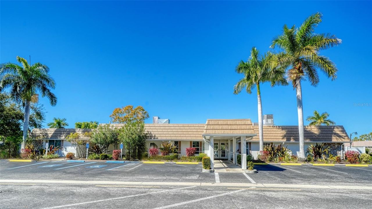 2721 Riverbluff Place, Unit V-50, Sarasota, FL 34231 Photo