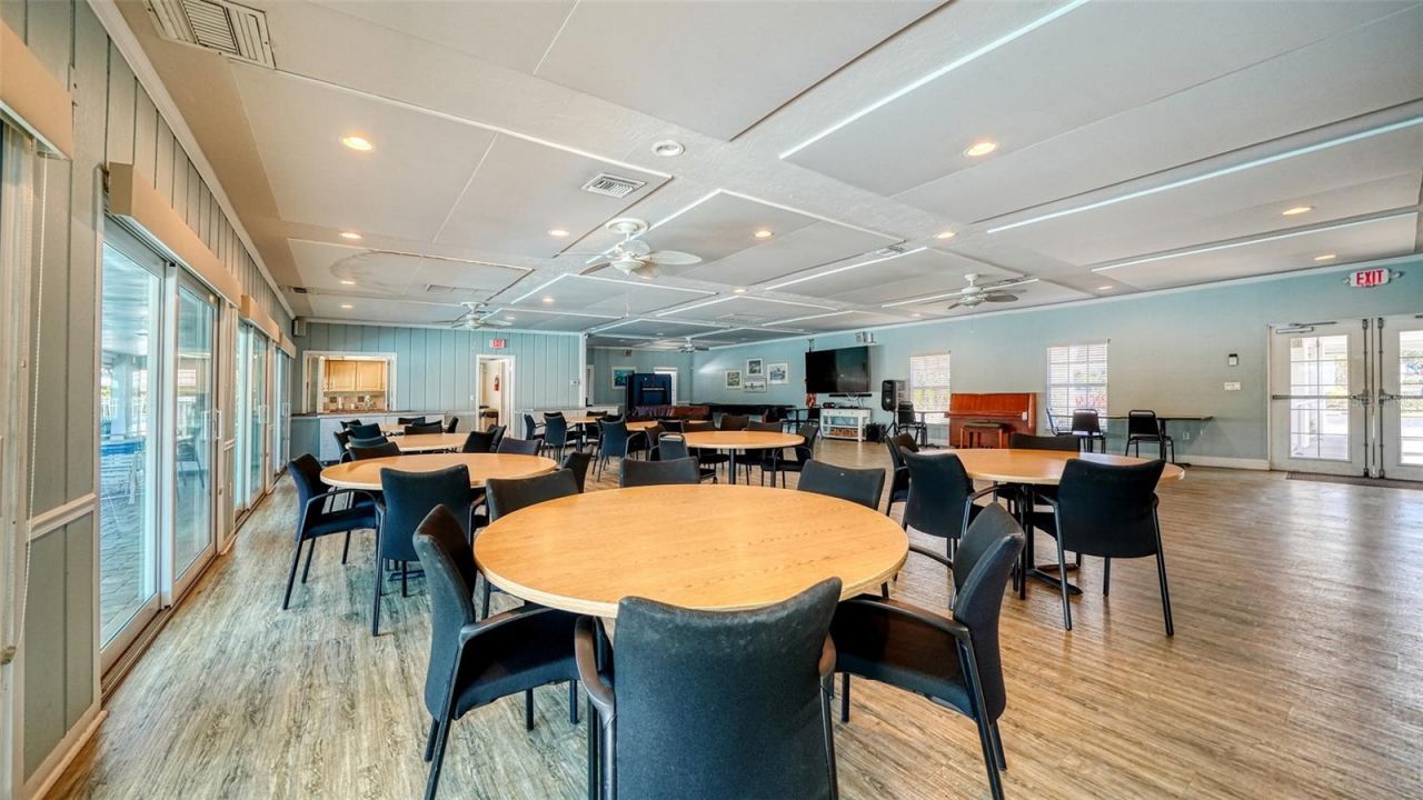 2721 Riverbluff Place, Unit V-50, Sarasota, FL 34231 Photo