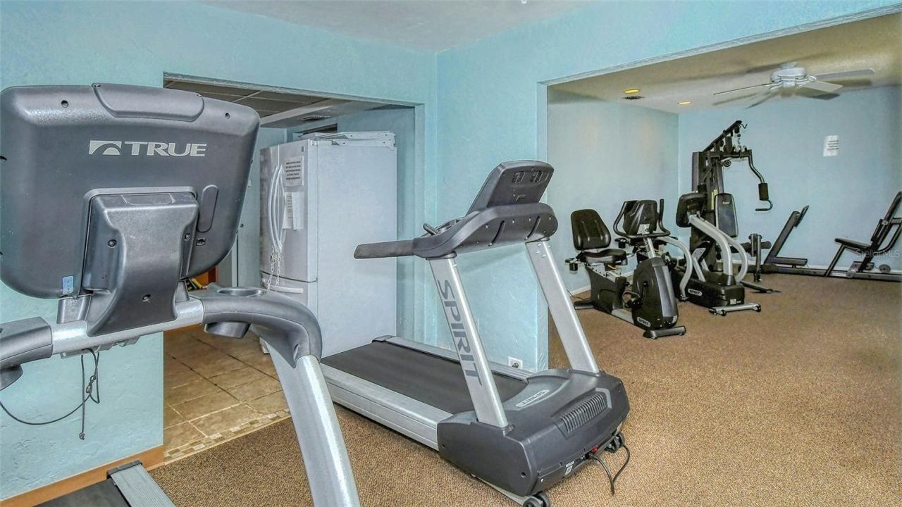 2721 Riverbluff Place, Unit V-50, Sarasota, FL 34231 Photo
