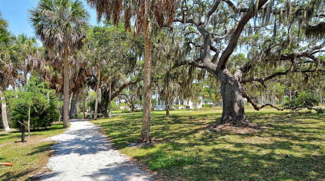 2721 Riverbluff Place, Unit V-50, Sarasota, FL 34231 Photo