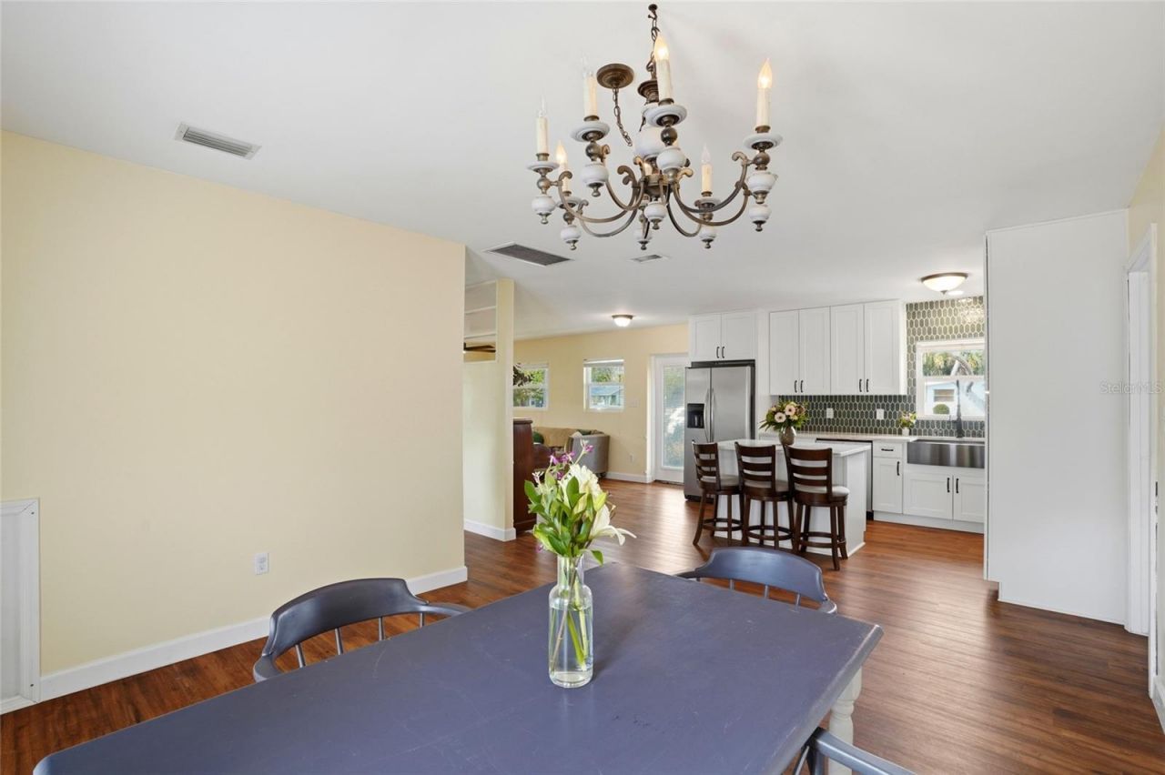 5517 Pershing Street Ne, Saint Petersburg, FL 33703 Photo