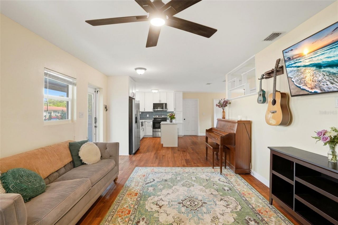 5517 Pershing Street Ne, Saint Petersburg, FL 33703 Photo