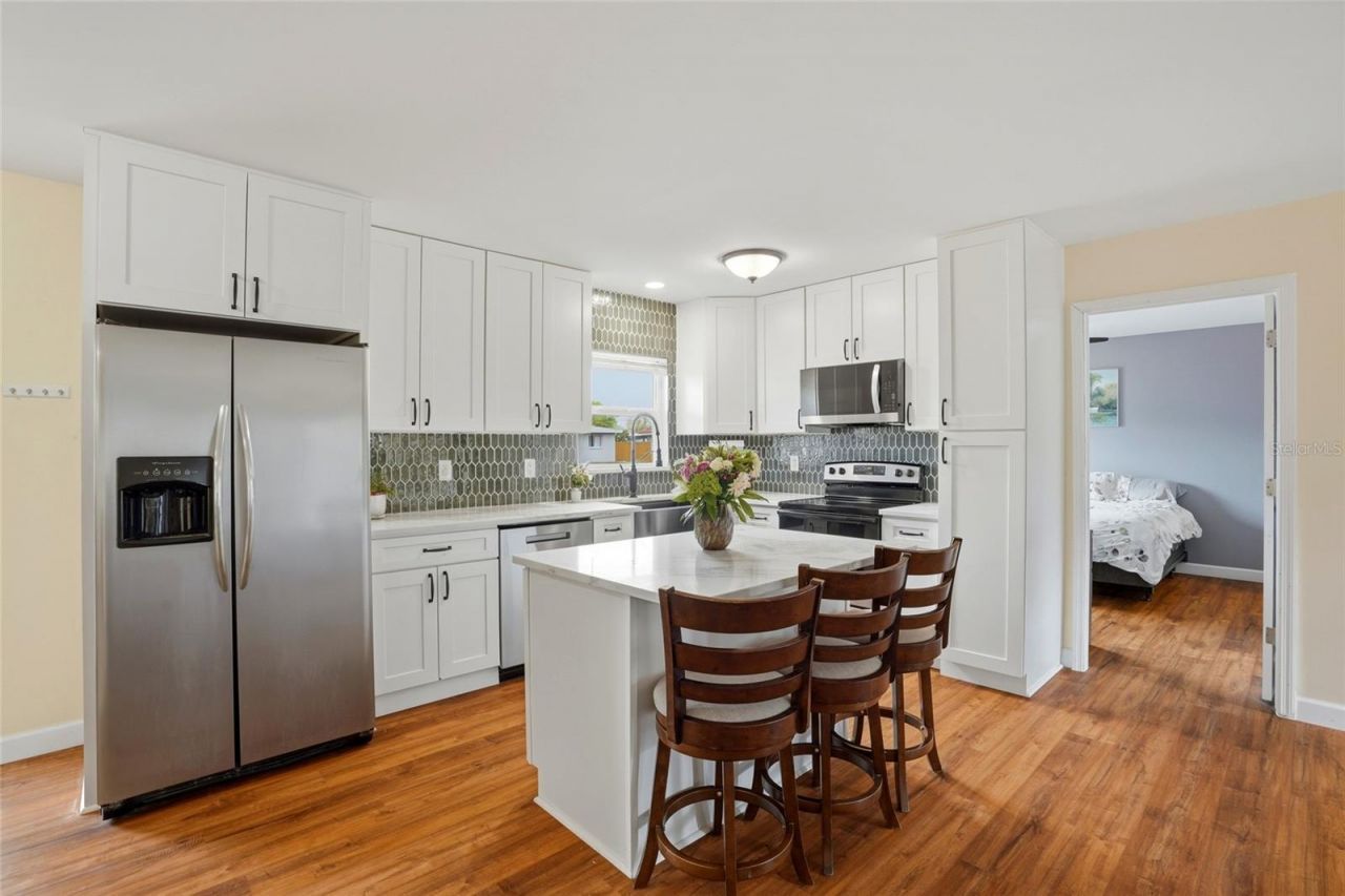 5517 Pershing Street Ne, Saint Petersburg, FL 33703 Photo