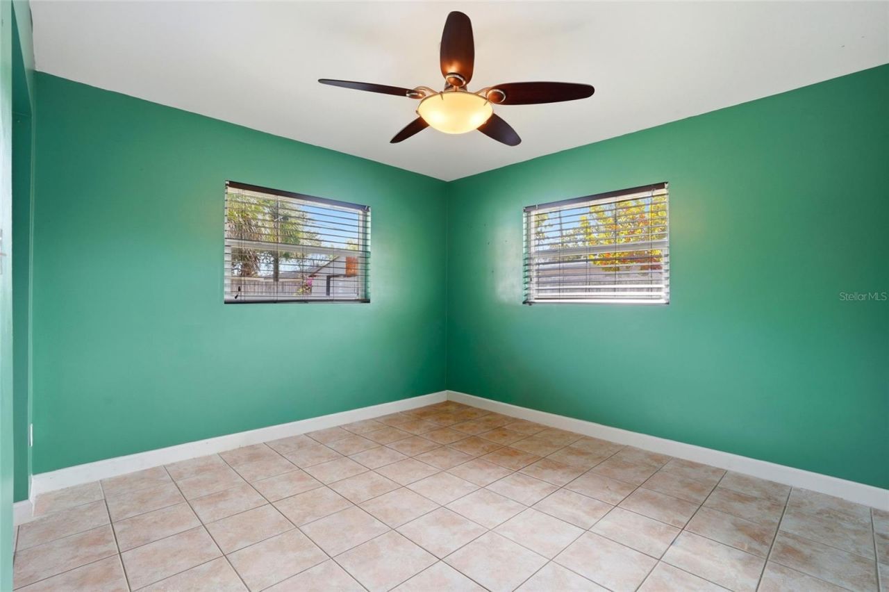 5517 Pershing Street Ne, Saint Petersburg, FL 33703 Photo