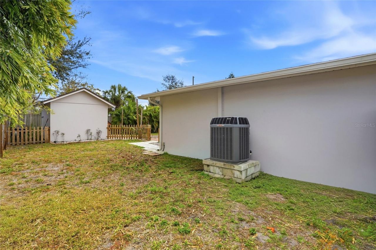 5517 Pershing Street Ne, Saint Petersburg, FL 33703 Photo